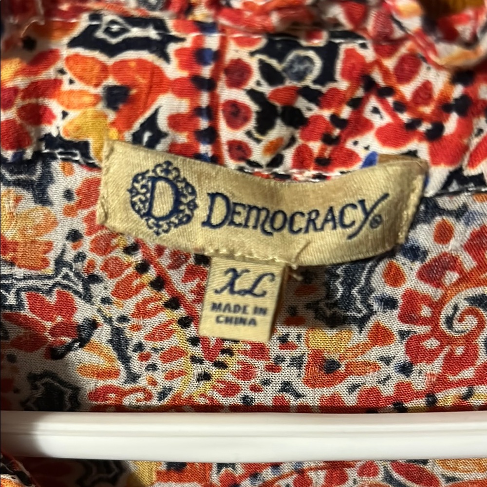 Women's Multicolor Paisley Blouse - Picture 3 of 3